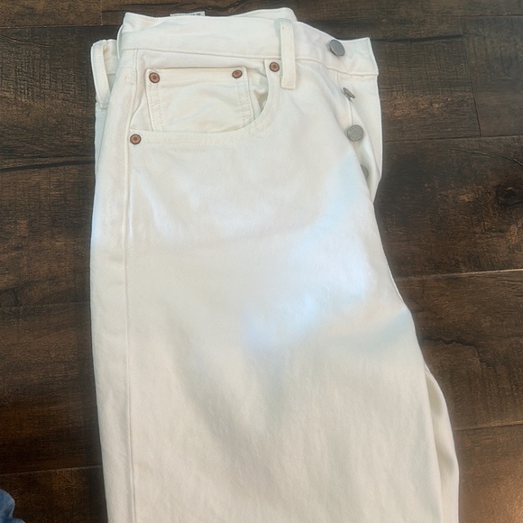 Denim forum white jeans. The Jodi high rise loose: size 26, 29L - Picture 7 of 7